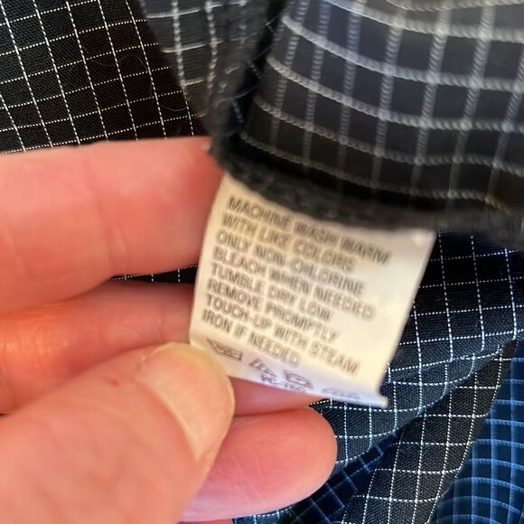 Van Heusen Men's Black Short Sleeve Button Down Size L - Picture 7 of 8